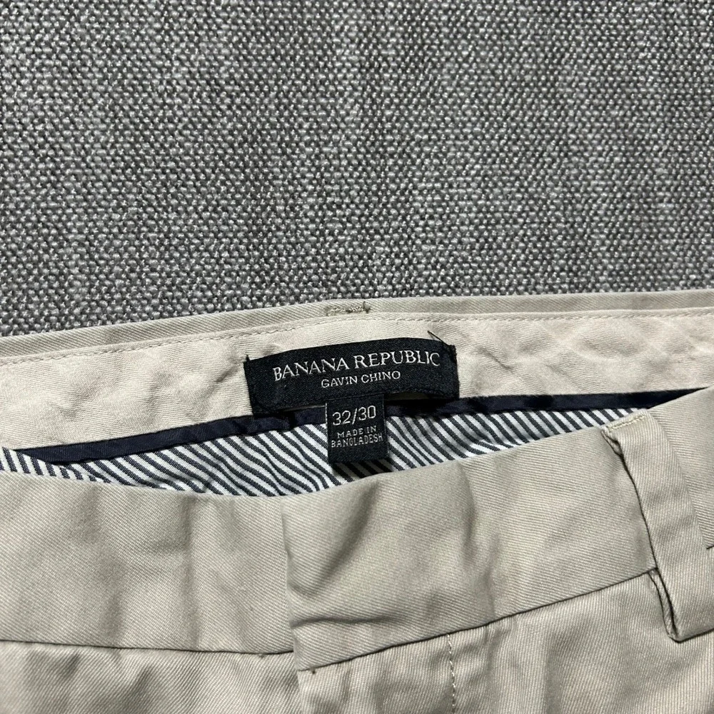 Banana Republic Gavin Chino Mens 32x30 Khaki Straight Leg Cotton Pants